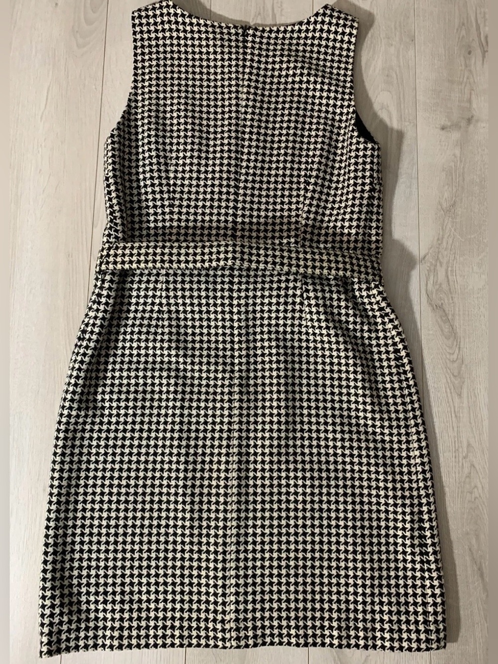 Ann Taylor Wool Blend White Black Houndstooth Belted
Lined Sheath Dress Size 10 - Picture 2 of 11